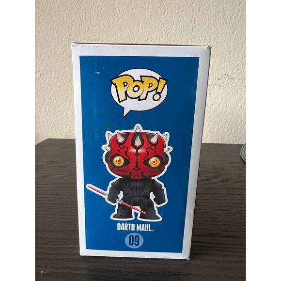 VAULTED BLUE BOX Darth Maul Funko Pop Bobblehead #09 Star Wars Sith Disney Movie - Picture 4 of 6